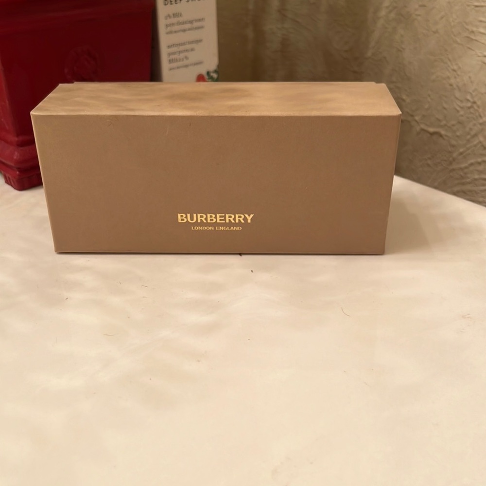 Beautiful pair of Burberry Frames